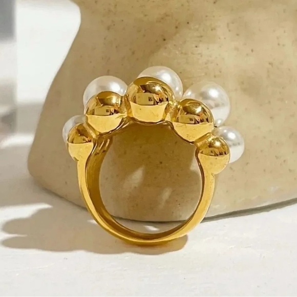 Baroque Pearl Gold Rings - Picture 8 of 11